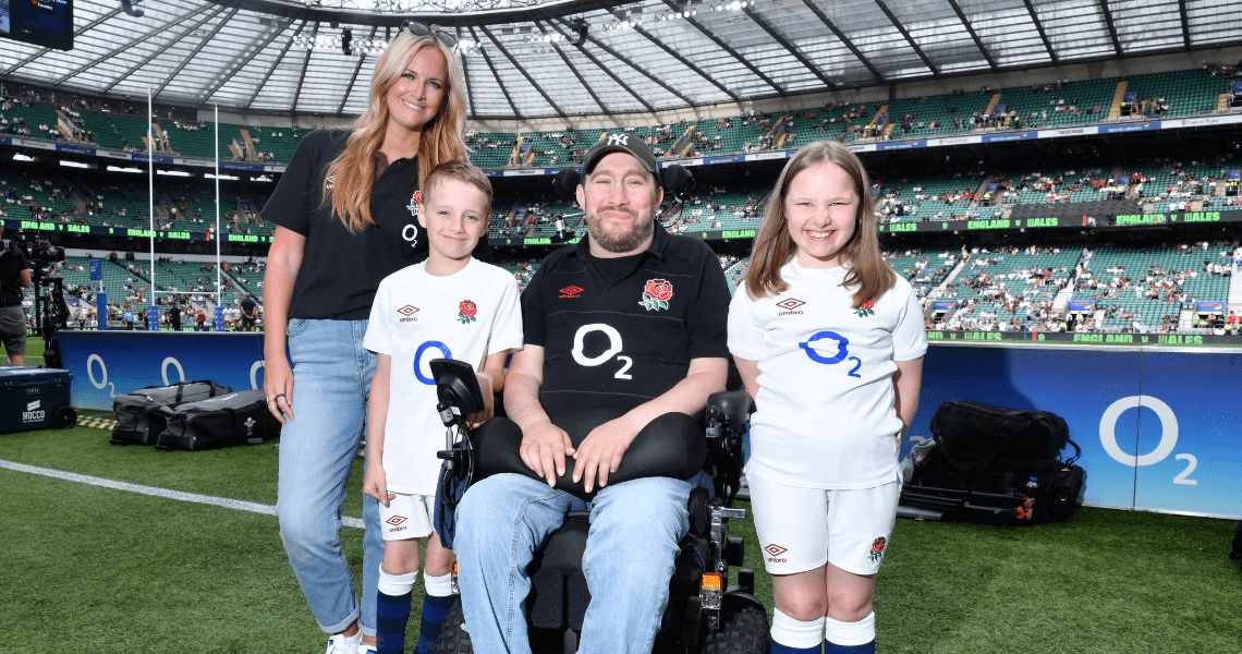 client lee with family